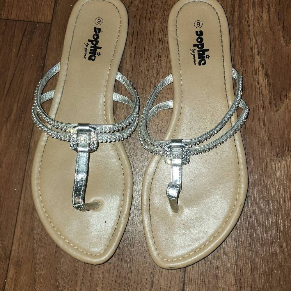 Sophie By Geena Sandals
